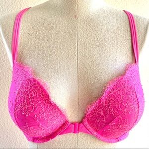 VICTORIA’S SECRET 32DD BRA VERY SEXY PUSH-UP PINK